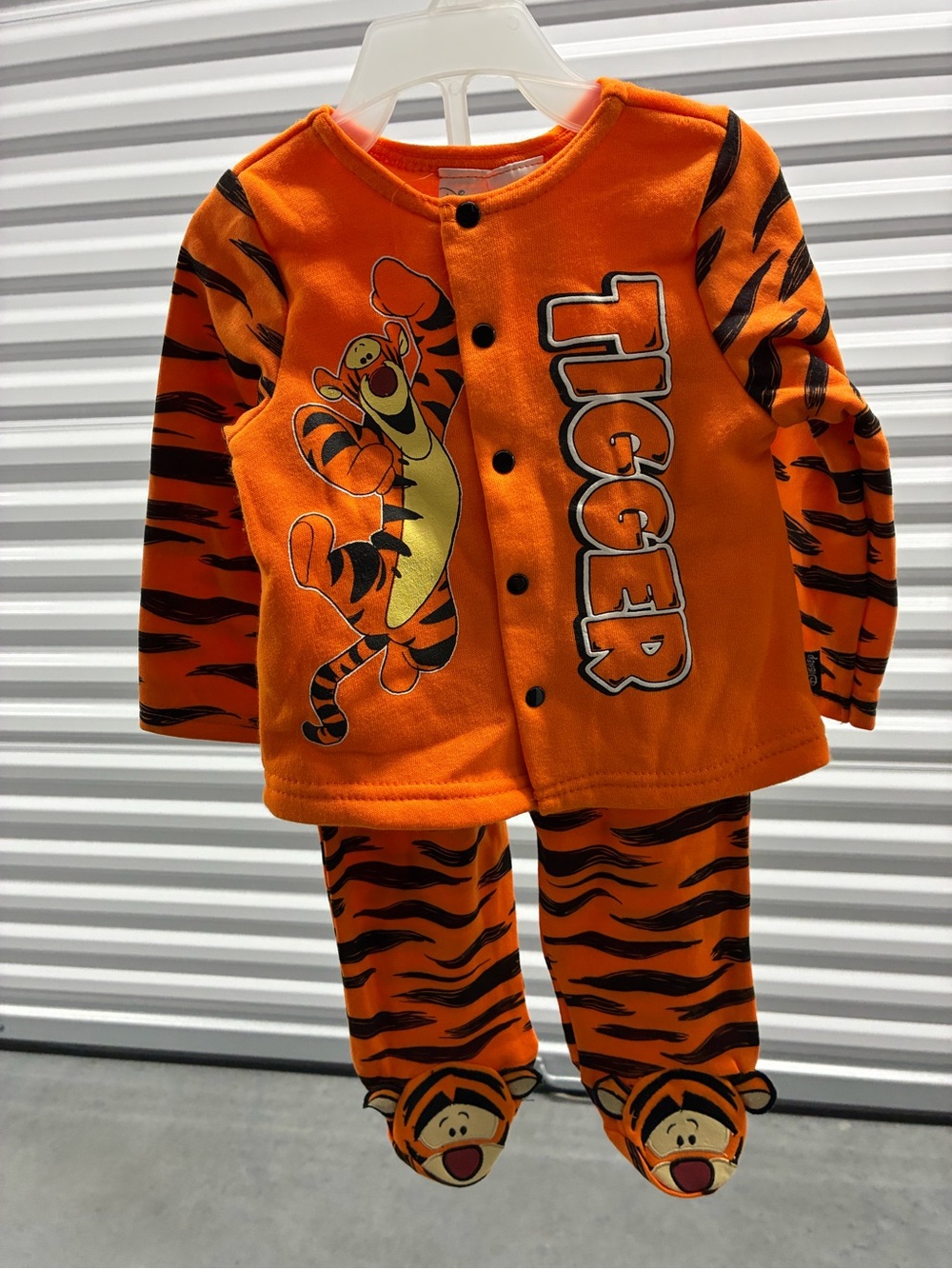 Disney Orange/Black Tigger Kids Set
